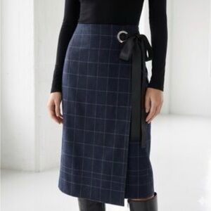 Elizabeth and James Black Plaid Wrap Skirt – Wool Cashmere Blend – Size 10